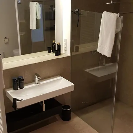 Modern Flat Near Frankfurt Messe *